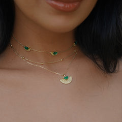 Emerald Qamareya adjustable necklace