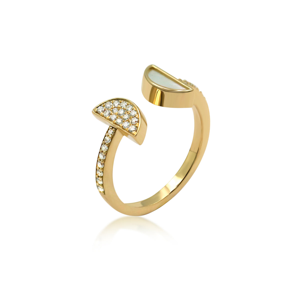 Classic Qamareya diamond & Mother of pearl ring